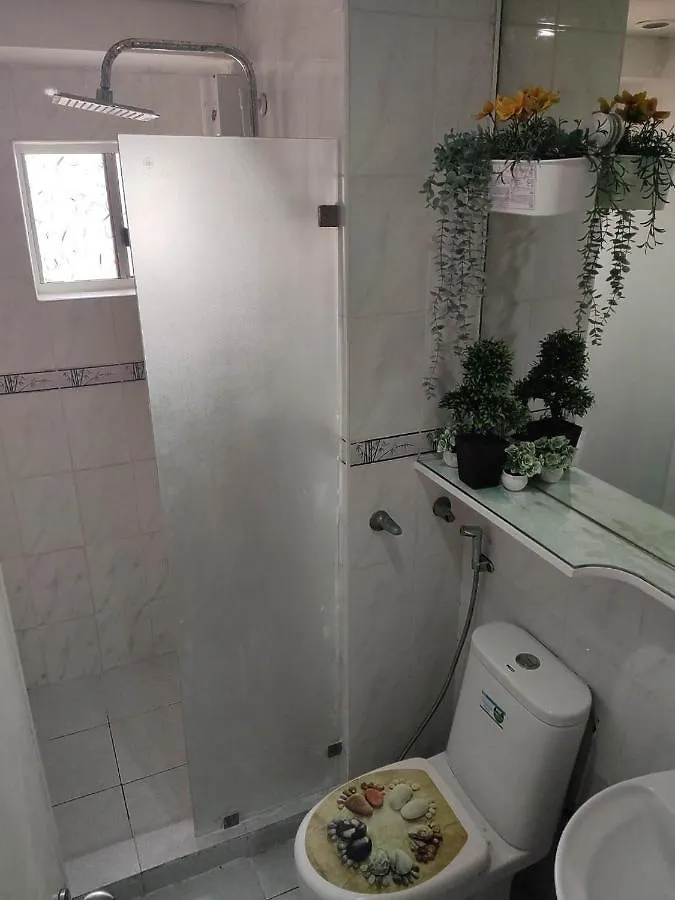 Cozy Studio Unit Near Manila Airport With Swimming Pool, Full Kitchen 7A Paranaque City Aparthotel