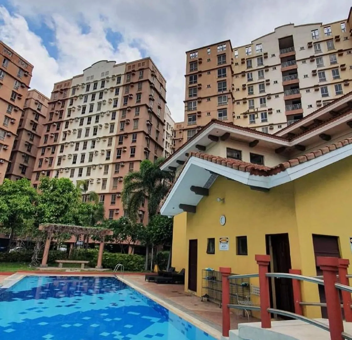 Cozy Studio Unit Near Manila Airport With Swimming Pool, Full Kitchen 7A Paranaque City