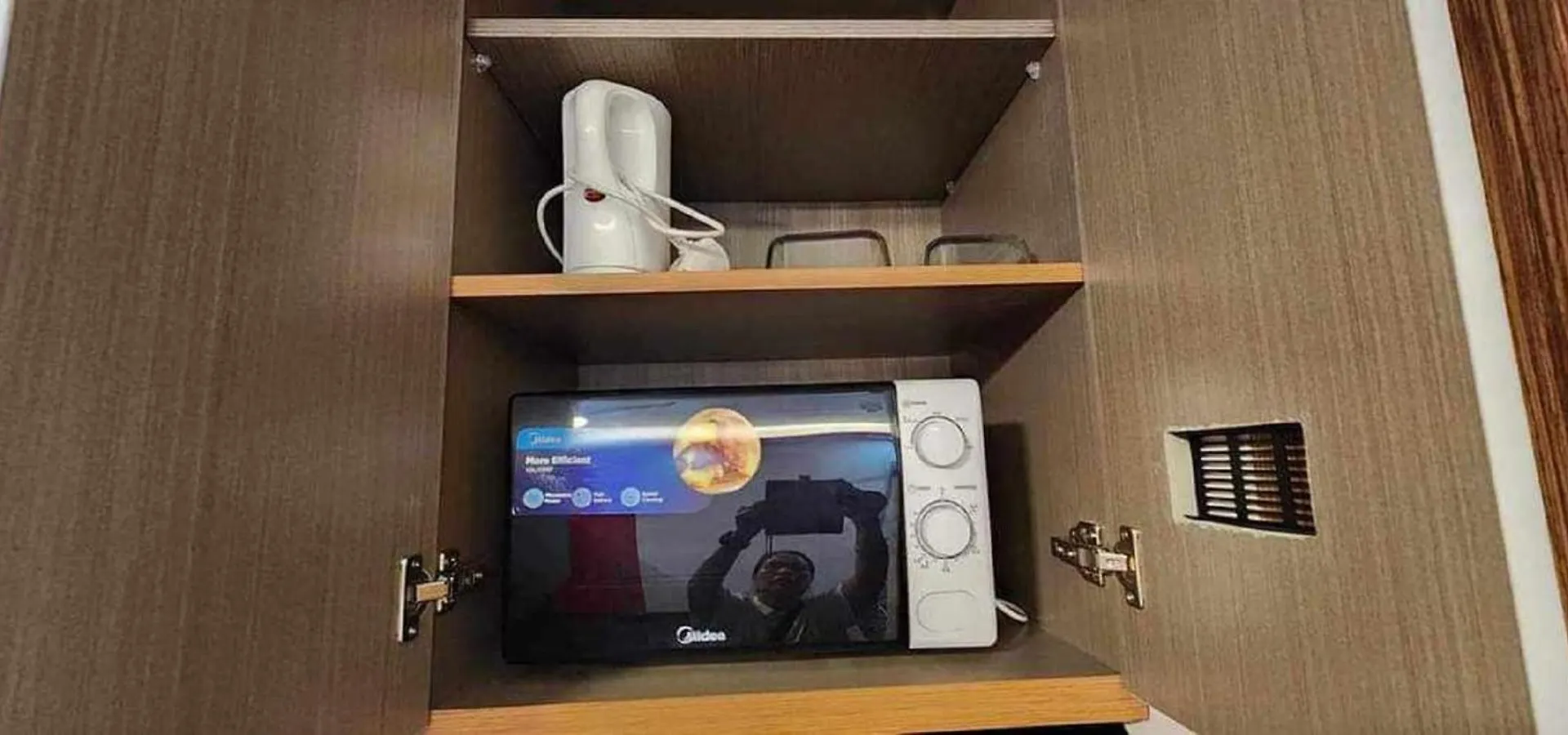 Aparthotel Cozy Studio Unit Near Manila Airport With Swimming Pool, Full Kitchen 7A Paranaque City Philippines