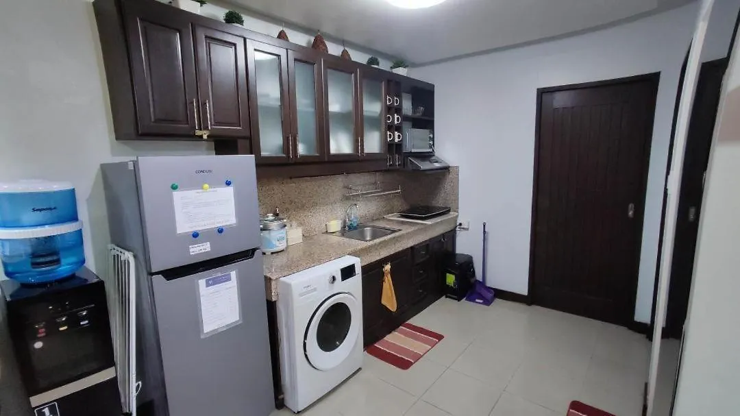 Aparthotel Cozy Studio Unit Near Manila Airport With Swimming Pool, Full Kitchen 7A Paranaque City